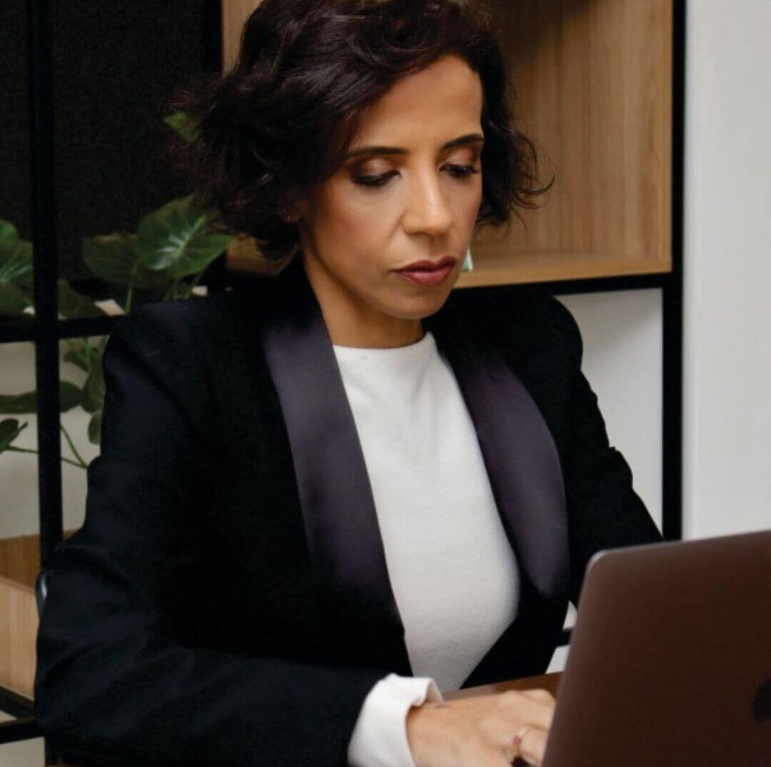 Dra. Fernanda Souza